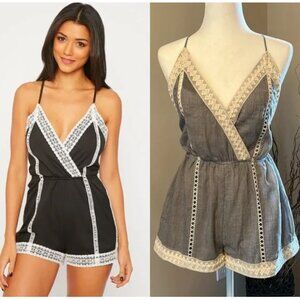 Blu Spero Lace trimmed romper size M